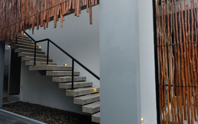 Adys Inn