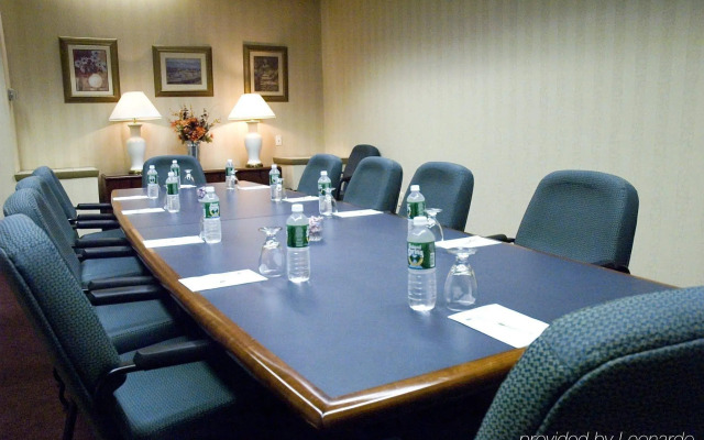 Best Western Royal Plaza Hotel & Trade Center