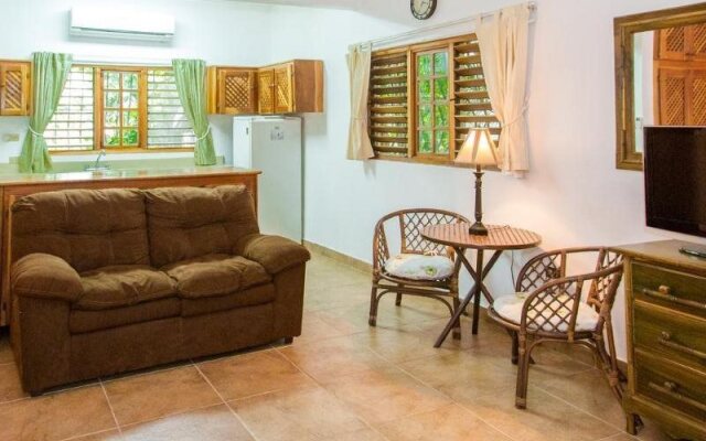 Negril Palm Beach Club