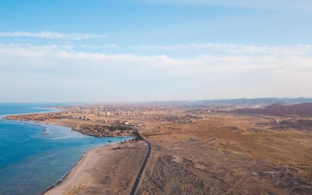 Silver Beach Boutique Hotel