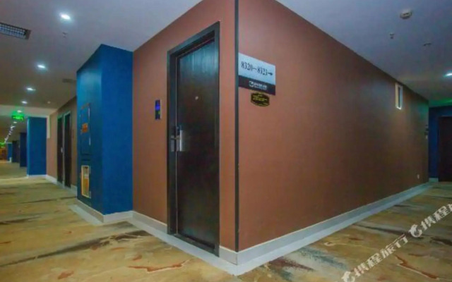 City 118 selected chain hotel (Chengdu CHUANSHI Damian subway station store)