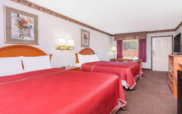 Travelodge By Wyndham Chattanooga Hamilton Place