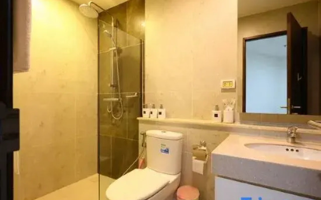 Specious Luxury 2 bedrooms Apt.
