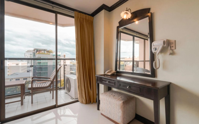 Mike Beach Resort Pattaya - SHA