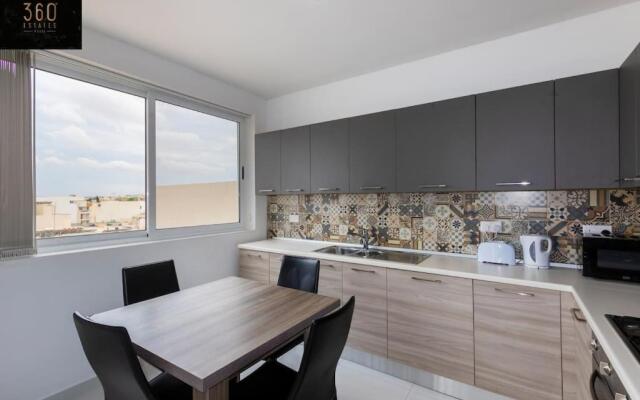 Comfy sofa, Super Penthouse with comfortable BED 360 Estates