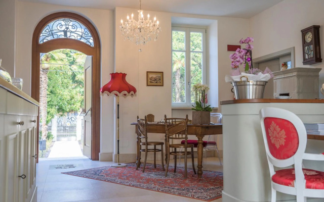 Villa Italia Luxury Suites and Apartments