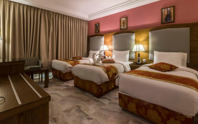 Petra Moon Hotel