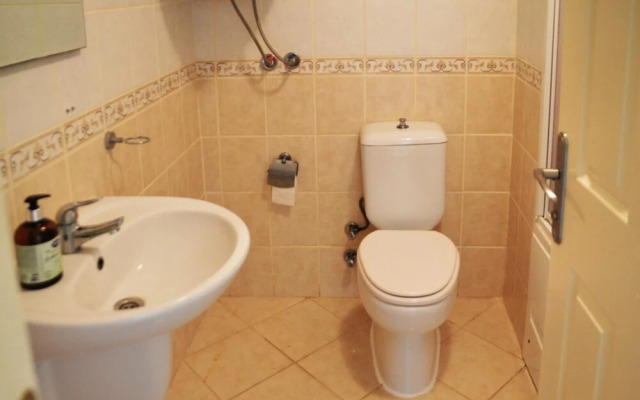 House 30 Mins to Bodrum With 21 Pools in Milas