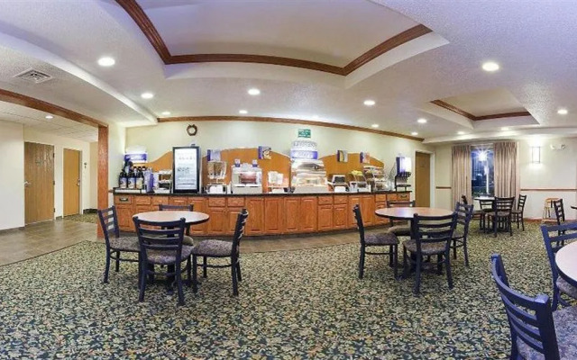 Holiday Inn Express & Suites Logan