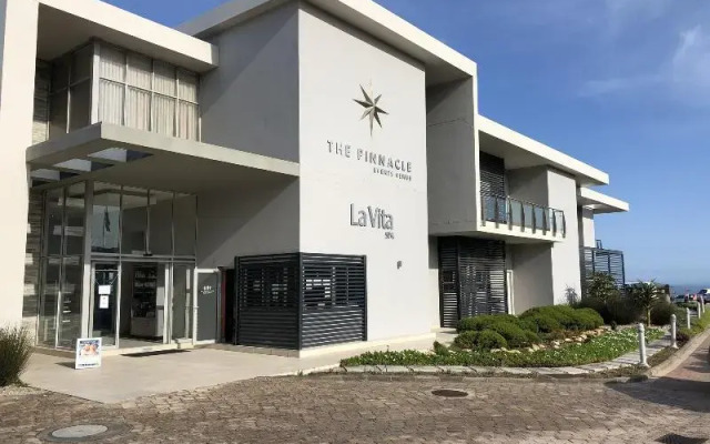 Pinnacle Lodge 79