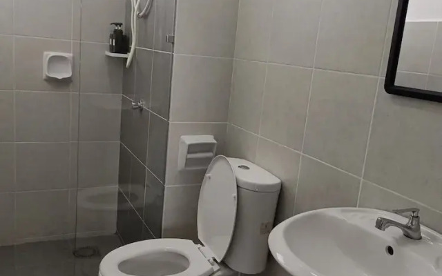 Klia Airport Homestay 88