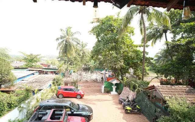 Janet & Johns Beach Resort Since 1989