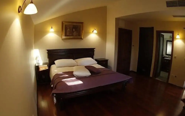 Fortuna Hotel & Restaurant