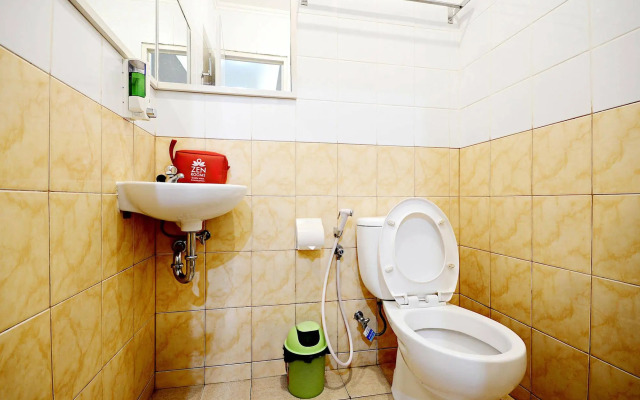 ZEN Rooms Cideng Barat