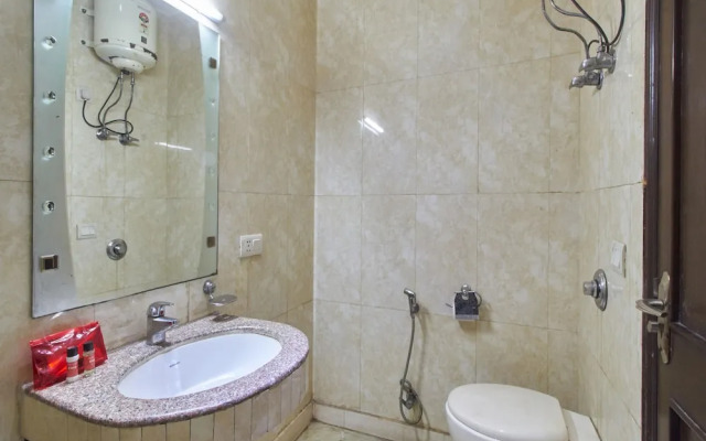 OYO 362 Hotel J P Inn