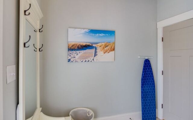 410 B The King Neptune House