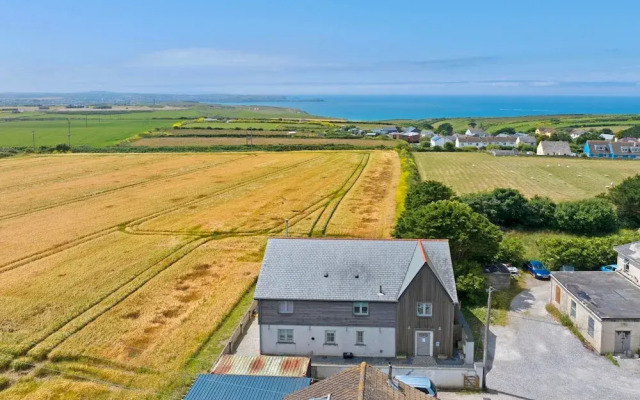 Seawynds Family Home With Far-reaching Sea Views