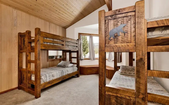 Bear Lake Lodge #2547