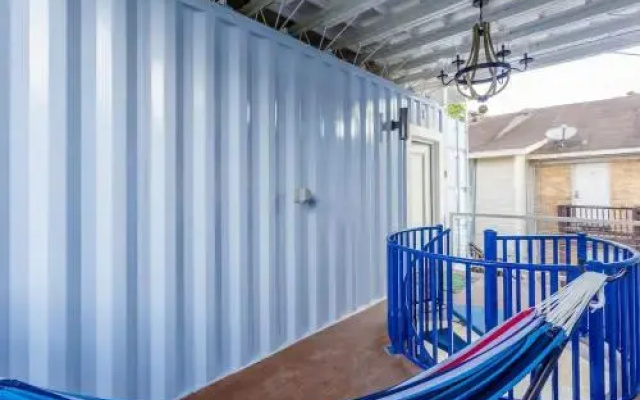 East Downtown Mico-luxe Container living pod #8