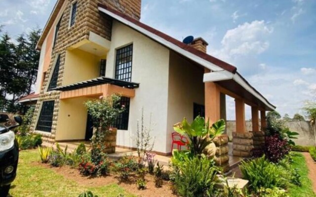 Stay.Plus Kitale Holiday Home