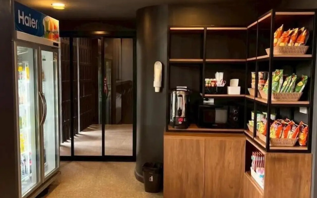 G9 Hotel Kanchanaburi