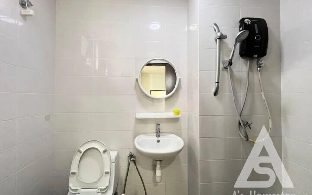 Rooftop Pool Jalan Landmark Apartments