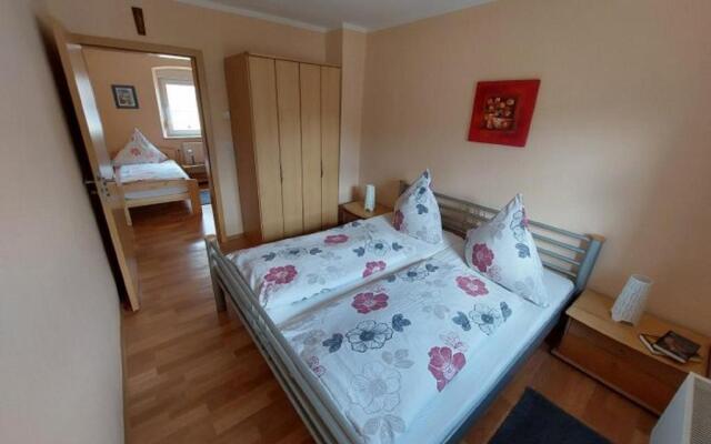 Bauernhof & Ferienwohnung An der Lay