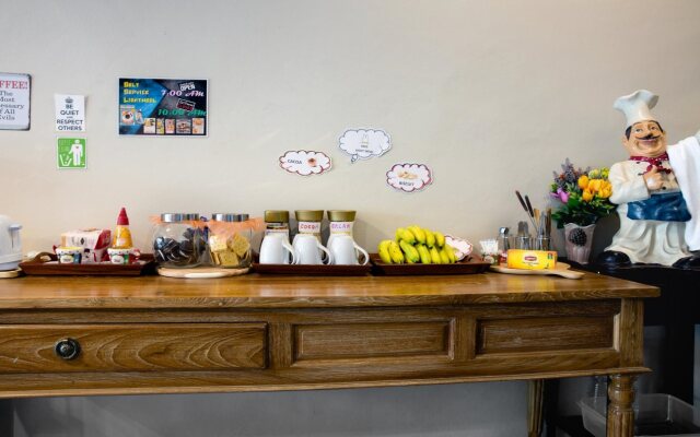 The Guest Hotel - Hostel