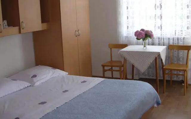 Rooms Teklić