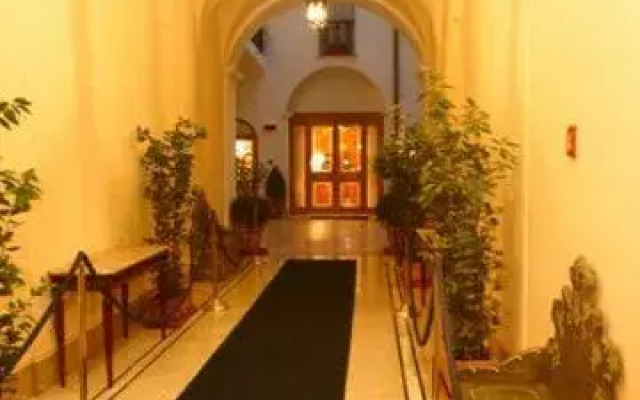 Hotel Cavaliere Palace