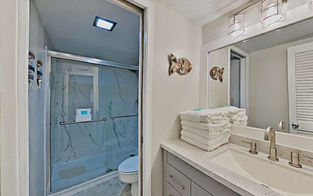 Sabine Yacht & Racquet by Southern Vacation Rentals