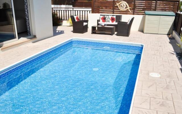 Oceanview Villa 101
