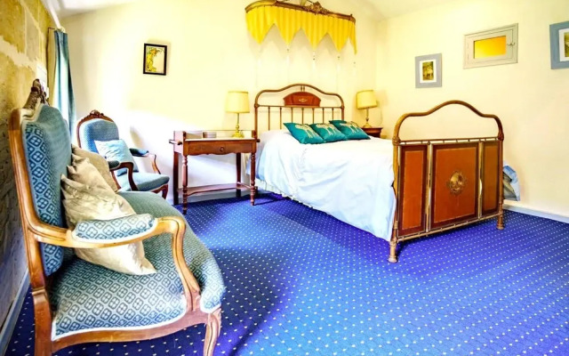 Villa With 7 Bedrooms in Saint-laurent-des-hommes, With Private Pool,