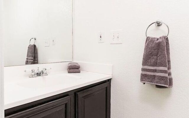 Everett Street Retreat