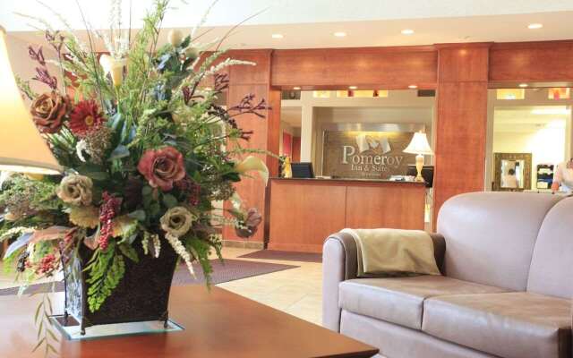 Coast Grimshaw Hotel & Suites