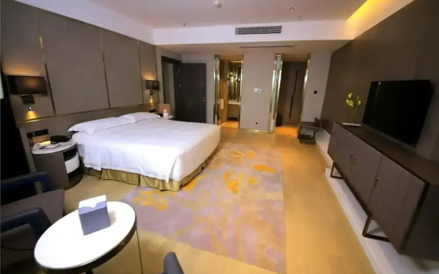 Howard Johnson Life Geckor Zhu