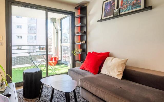 Apartment for 2 600 meters from the lake