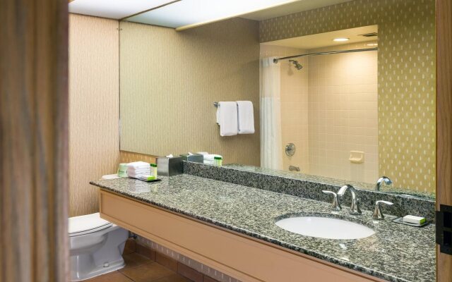 DoubleTree by Hilton Hotel Sonoma Wine Country