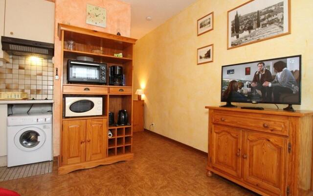 Appartement Balaruc-les-Bains, 1 pièce, 4 personnes - FR-1-553-48