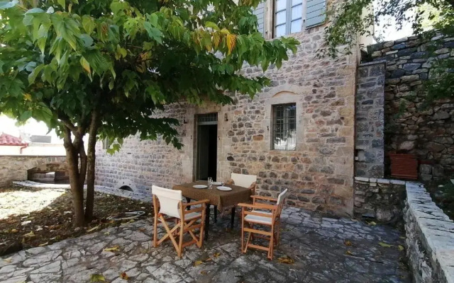 The Doctor’s Mansion - Arkadia