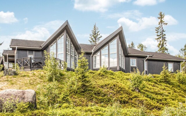 Beautiful Home in Trysil With 4 Bedrooms and Wifi