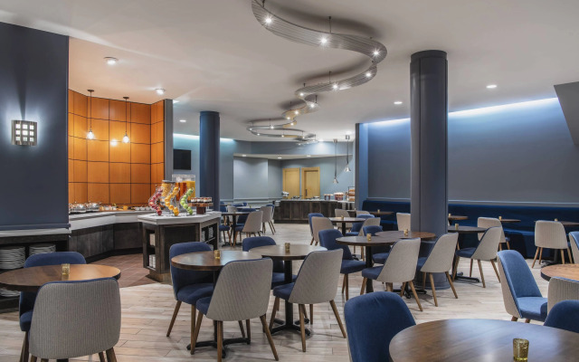 Hilton College Station & Conference Center