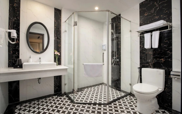 Amara Hanoi Hotel