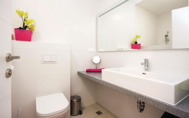Amazing Home in Grebastica With Wifi and 2 Bedrooms