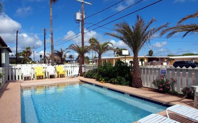 Beach Club Clubhouse 3