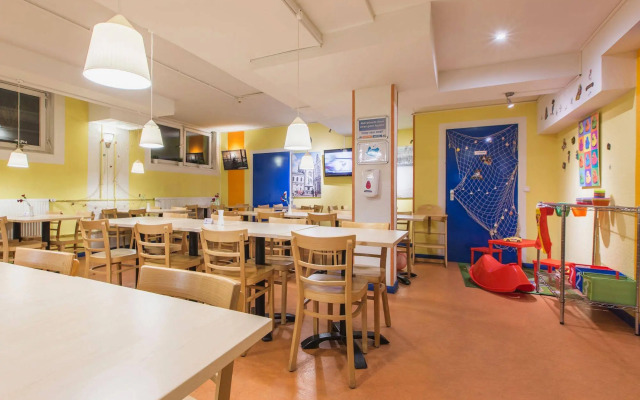 a&o Hamburg Hammer Kirche