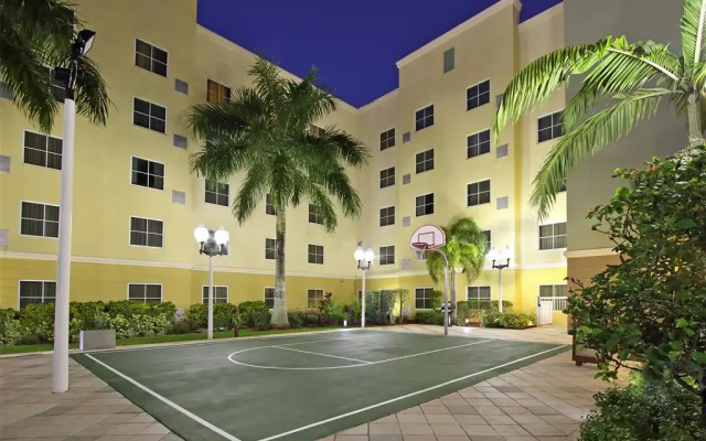 Homewood Suites by Hilton Miami Airport West