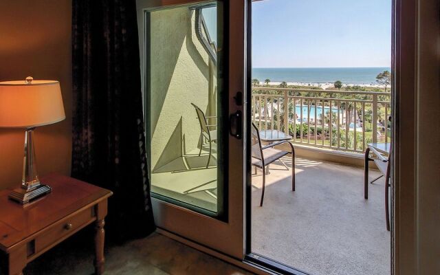 Shorewood 536 by RedAwning