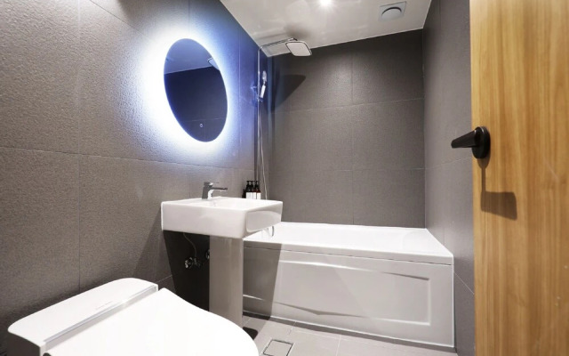 Hotel Urban Brown