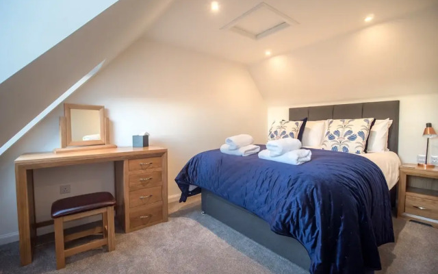 Monkstadt No 9 - Pretenders Escape